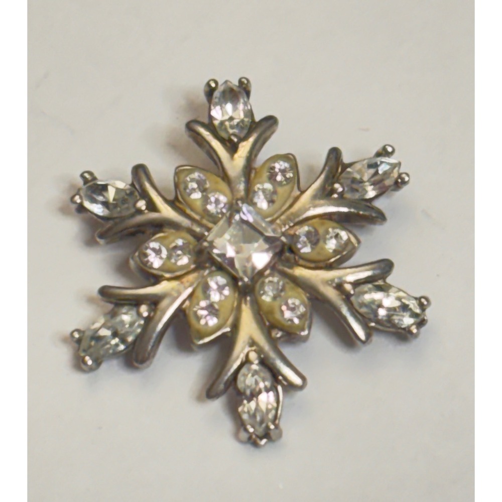 Vintage 925 Sterling Silver Winter Snowflake Pendant AU Cubic Zirconia Shimmer